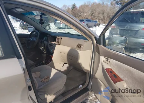 2004 Toyota Corolla Le z USA, uszkodzony, nr VIN 1NXBR32E04Z285091